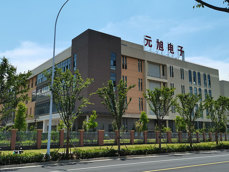 南京萨特科技旗下全资子公司安徽元旭采购我司一台八温区蜜桃成人无码区免费视频网站用于贴片保险丝，贴片电阻测试SMT焊接缺陷