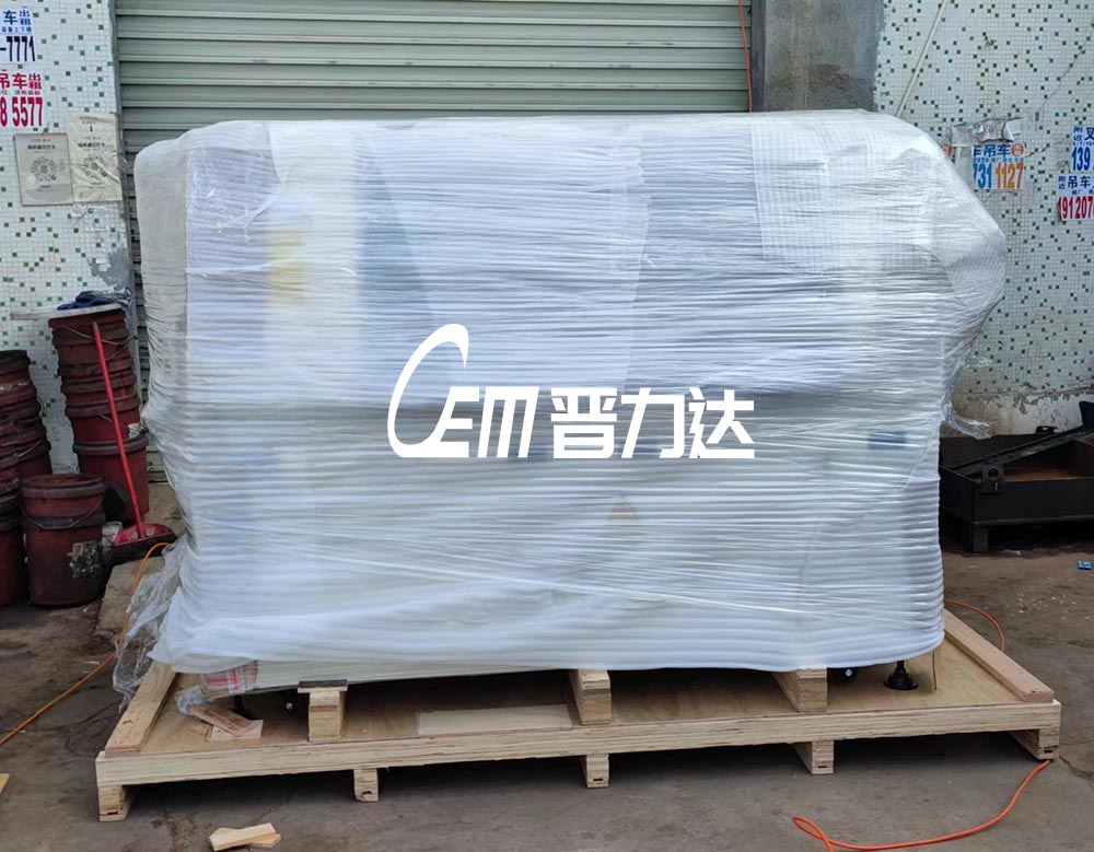 两台高配波峰焊出口德国汉堡市,全英文界面